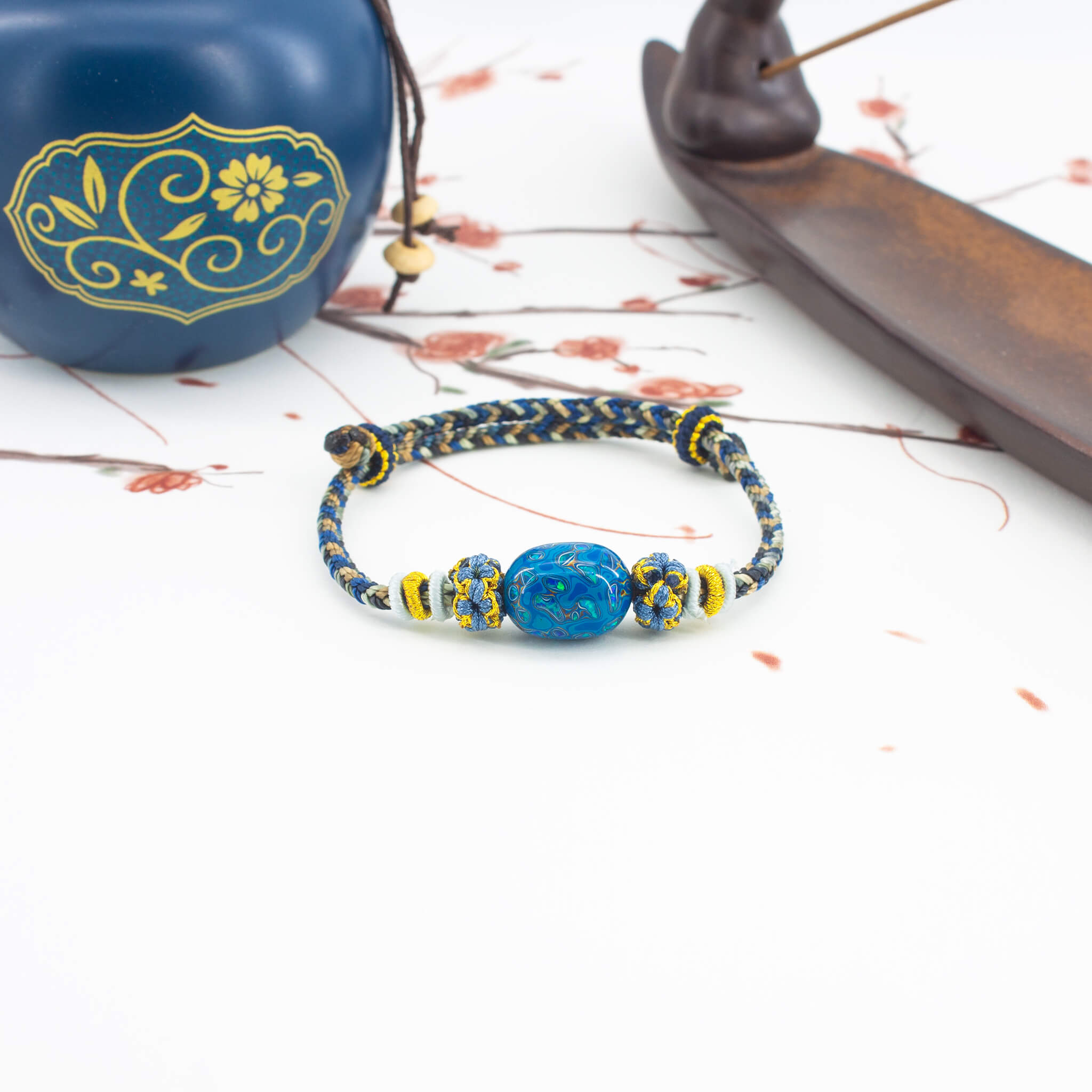 Urushi Amulet Bracelet - Lucky knot