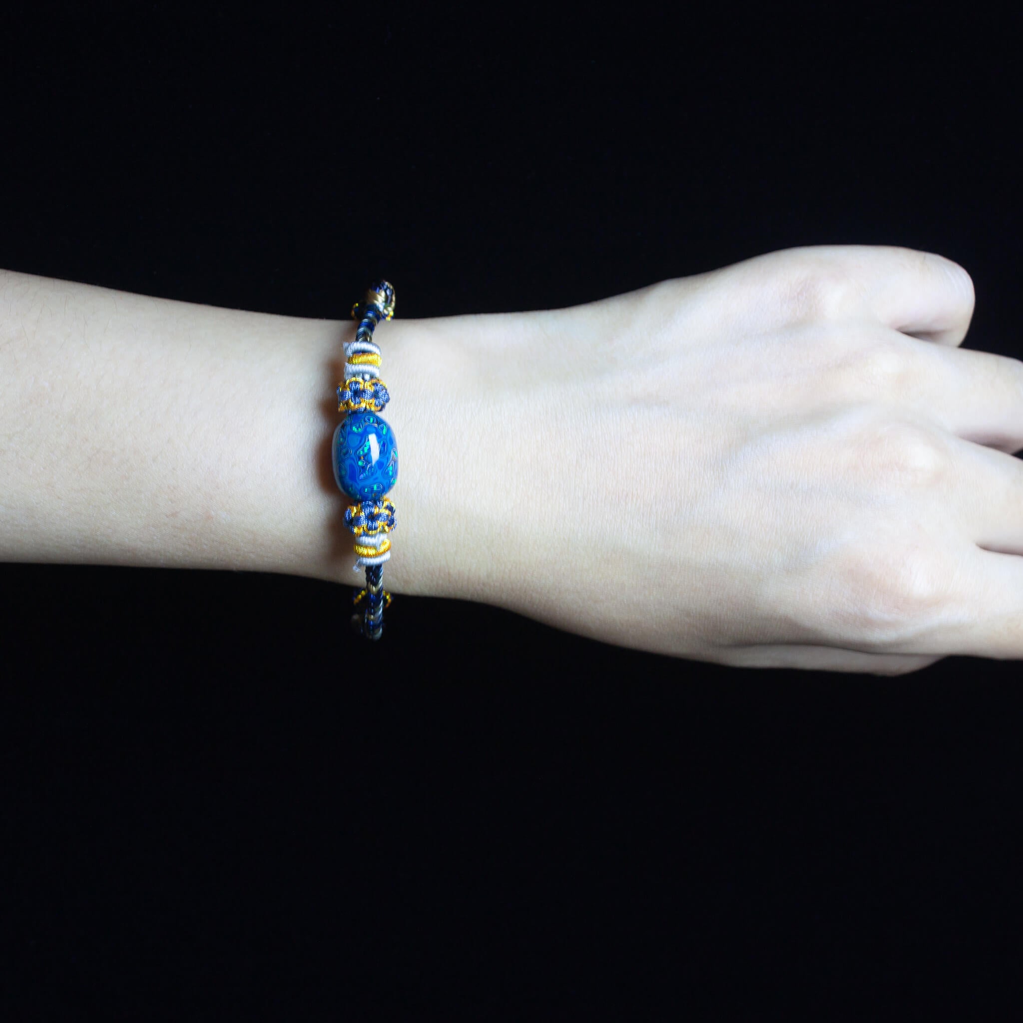 Urushi Amulet Bracelet - Lucky knot