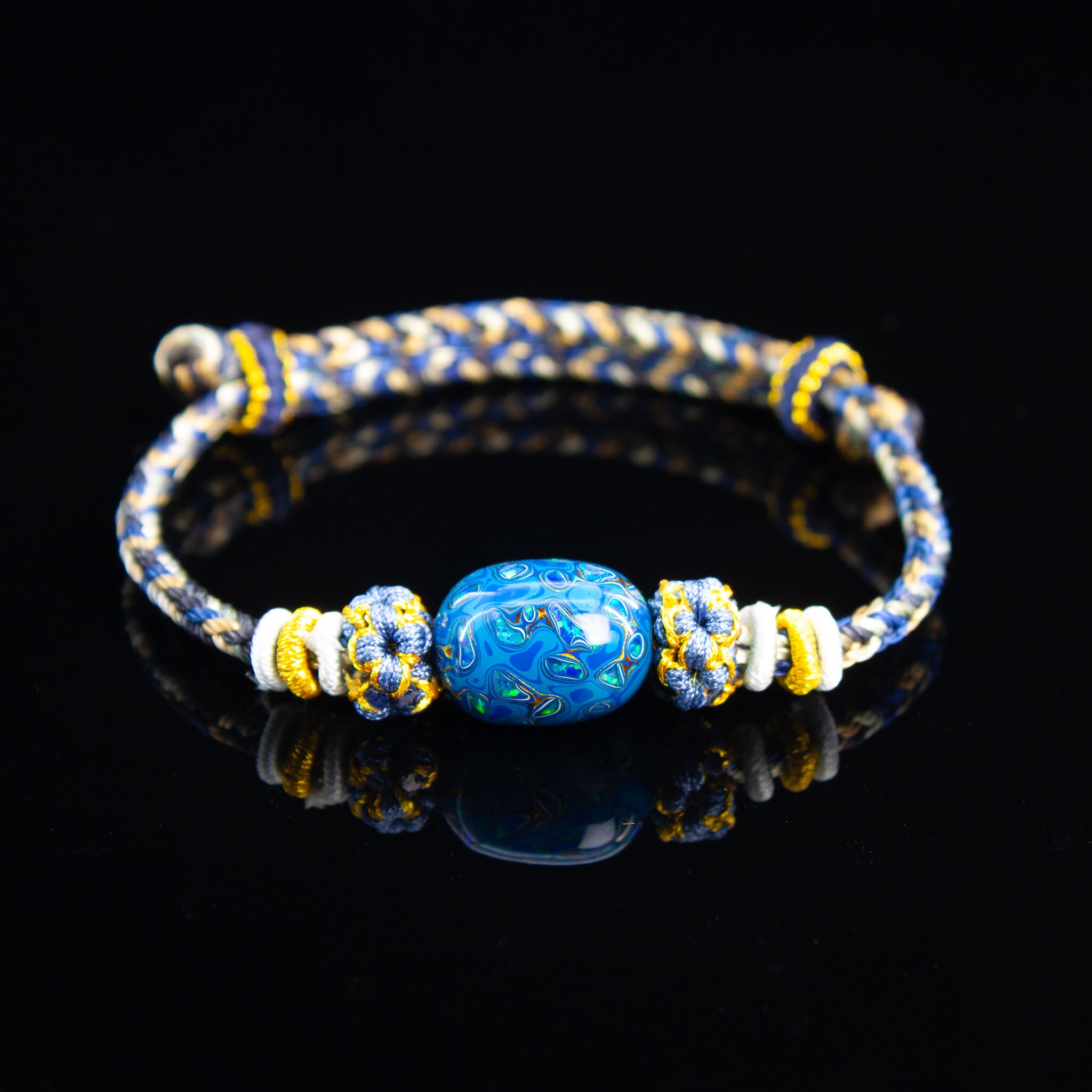 Urushi Amulet Bracelet - Lucky knot