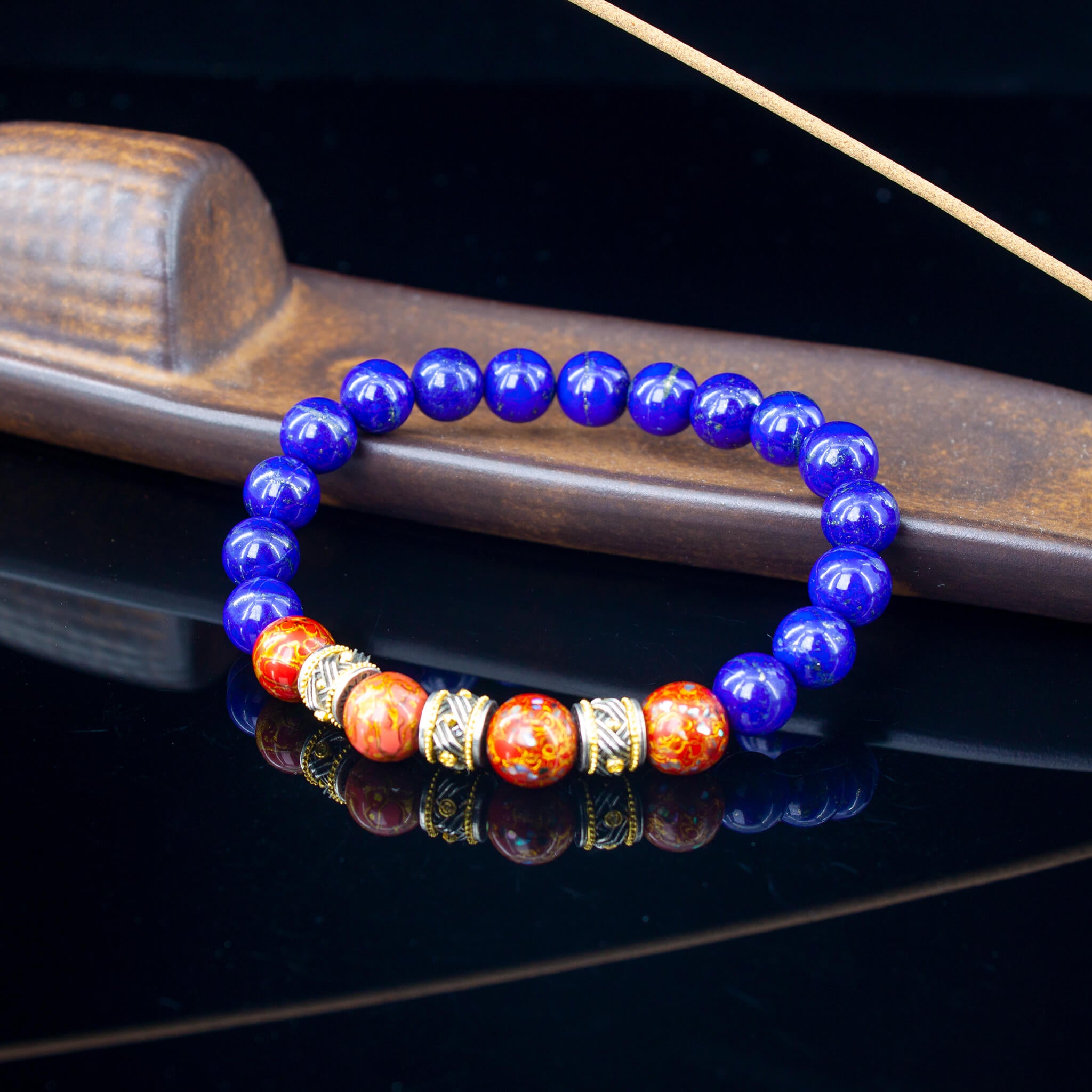 Urushi Gemstone Bracelet – Lapis Ember（8mm）