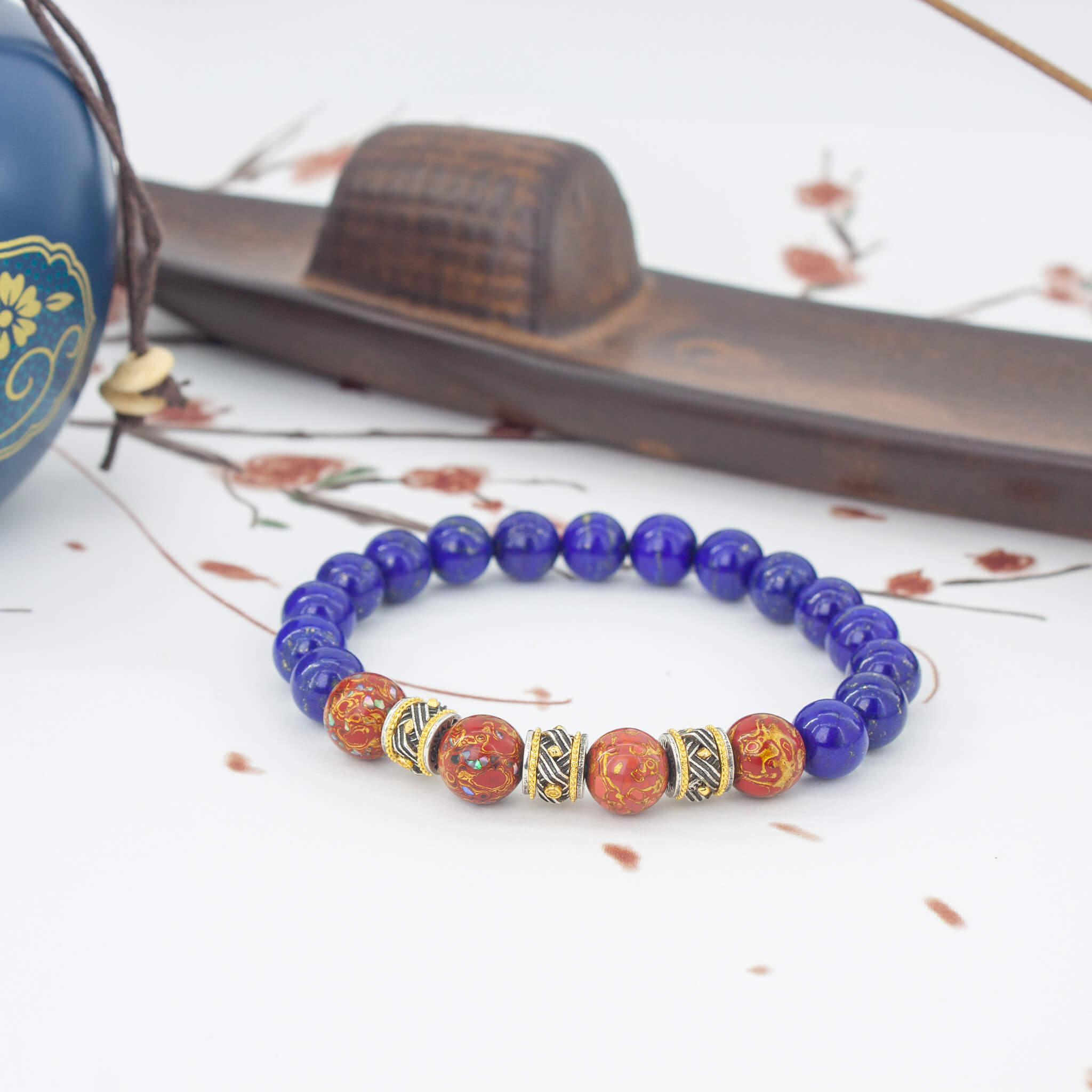 Urushi Gemstone Bracelet – Lapis Ember（8mm）
