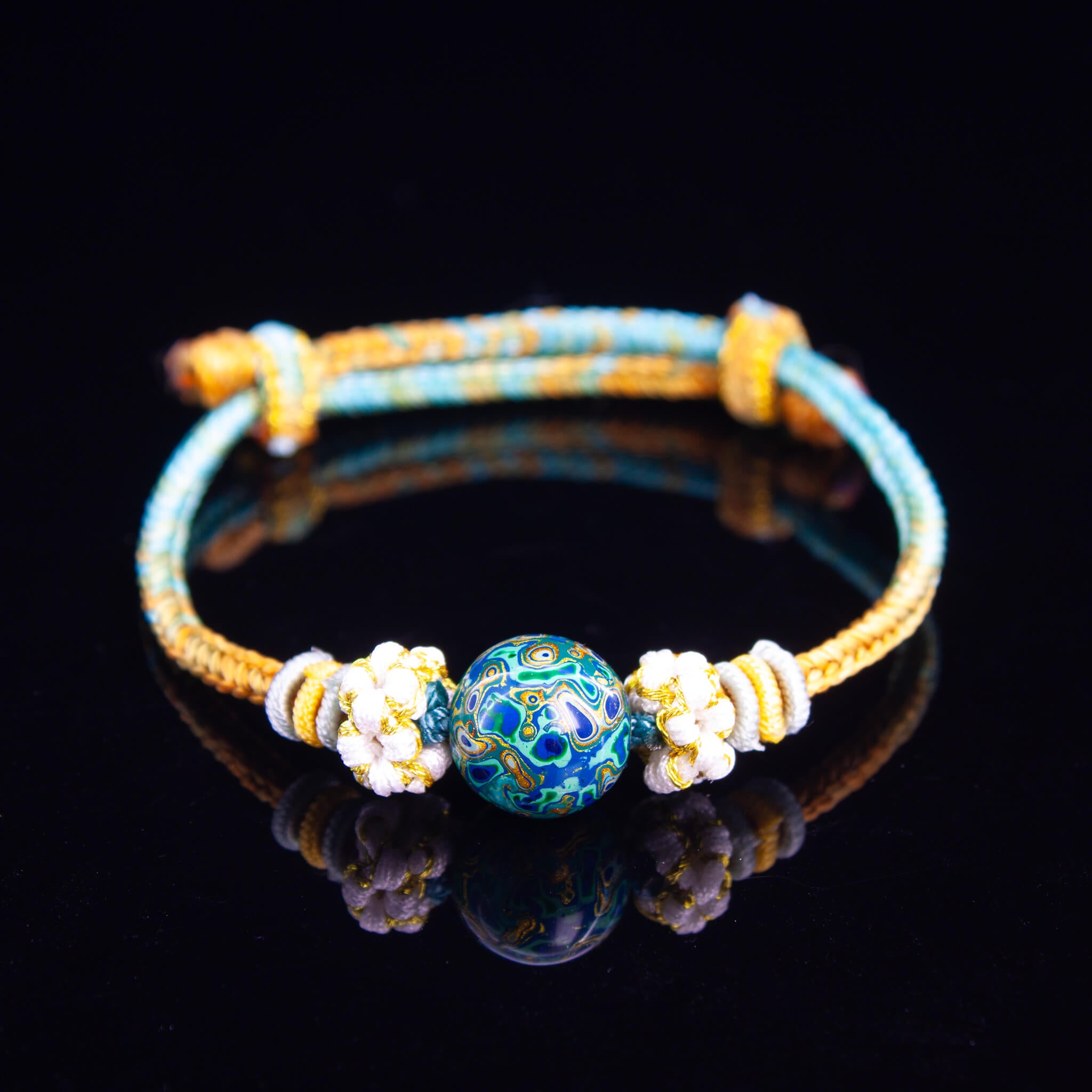 Urushi Amulet Bracelet - Lucky knot